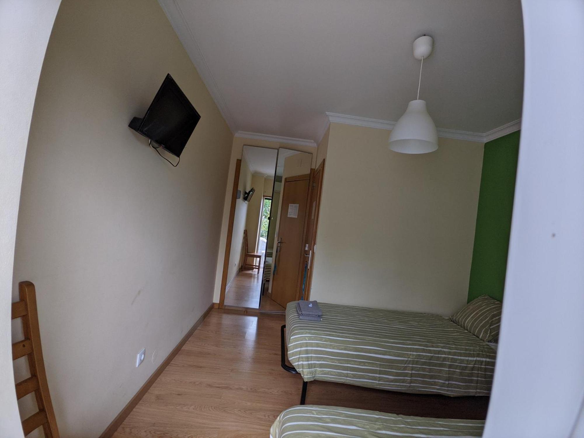 Residencial Marialva Park Hotel Corroios Buitenkant foto